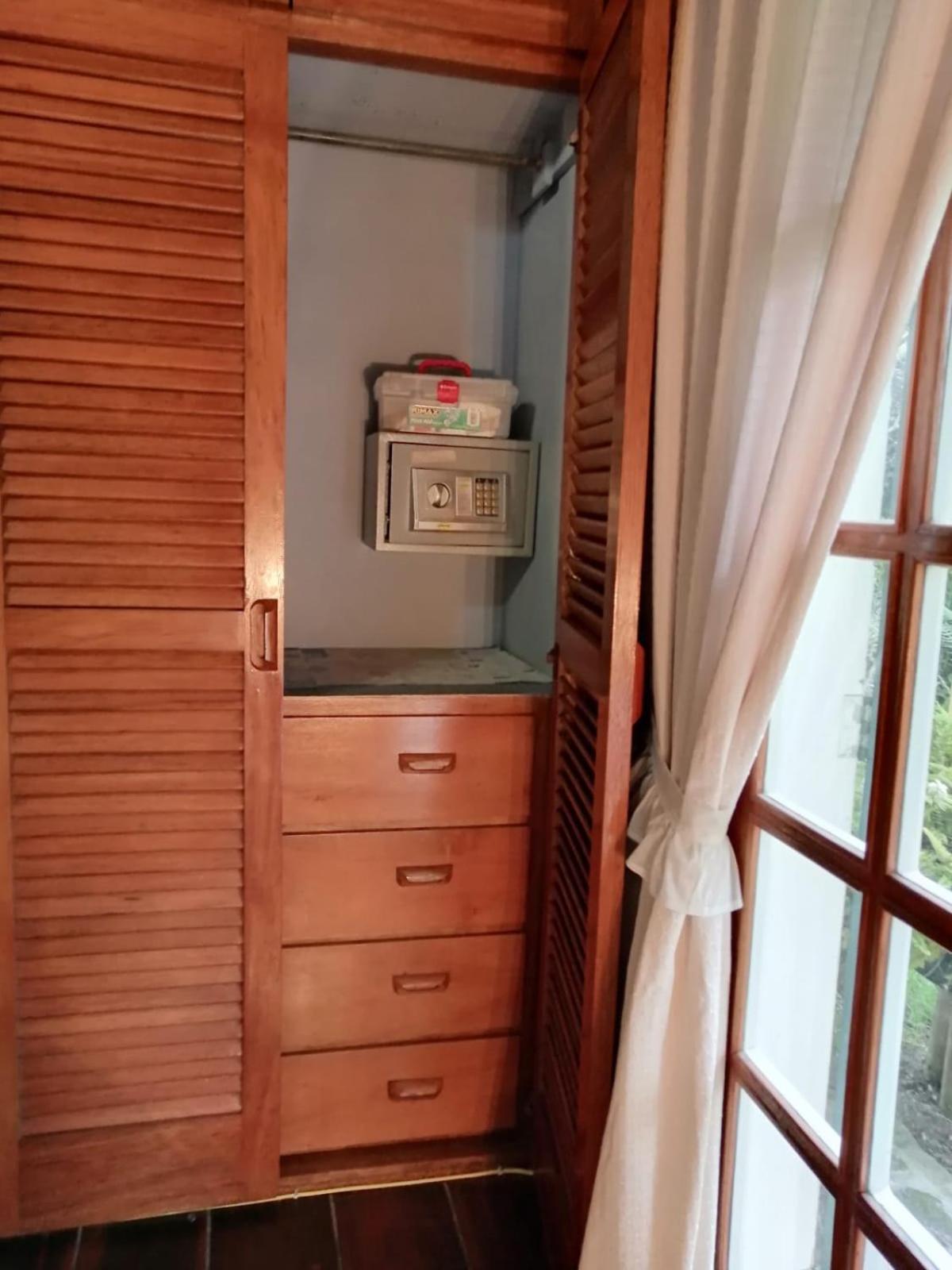Hostal Saint Mary'S Tababela Εξωτερικό φωτογραφία